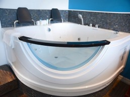 jacuzzi