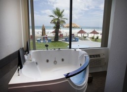jacuzzi