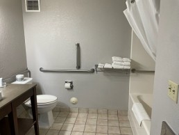 double bed bath ada