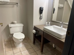 standard king bath