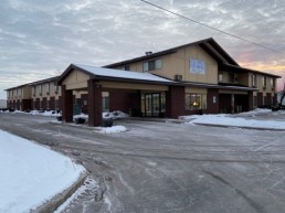 Amerivu Inn and Suites Shawano outside